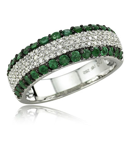 diamond-emerald-ring