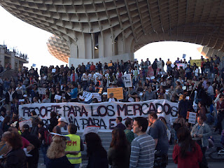 Manifestación del 22 de mayo en la Plaza de la Encarnación, Sevilla