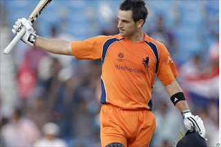 Ryan ten Doeschate century