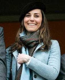 Kate Middleton Like Shopping Clothing Sale and Pizza