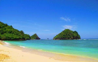 10 Pantai Terindah Di Malang Yang Wajib Anda Jelajahi Yang Wajib di Baca