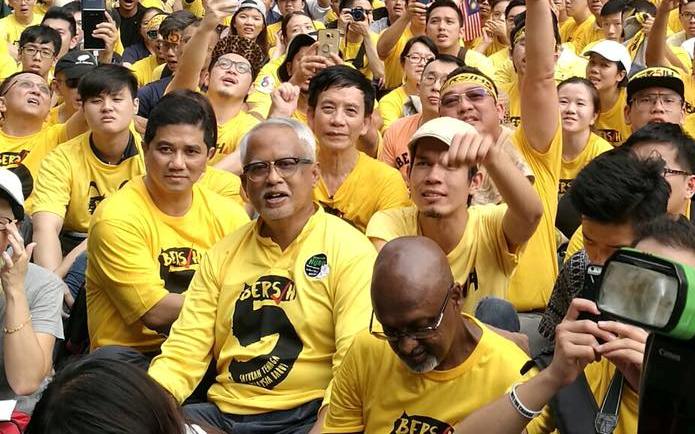 Layak Dibuang Dari PAS Ajer!!!!! Sertai Bersih 5, Mahfuz 