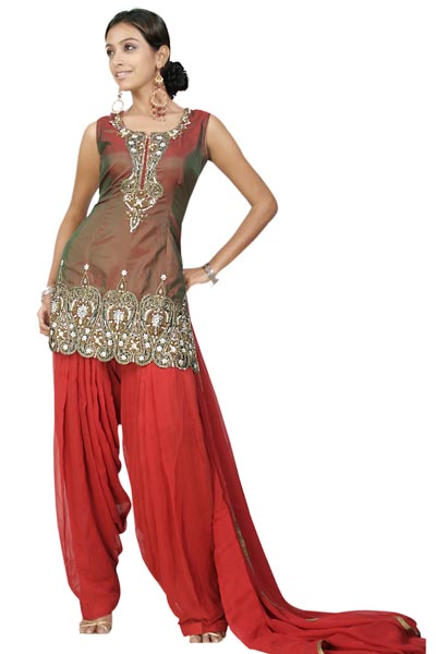 Though it is mainly the Punjabi's who have been known to wear a salwar suit