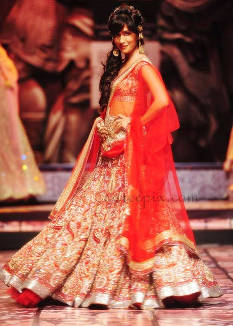 Chitrangda Singh at Indian Bridal Fashion Week 2013