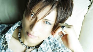 Gackt Men with beautiful skin - Oricon