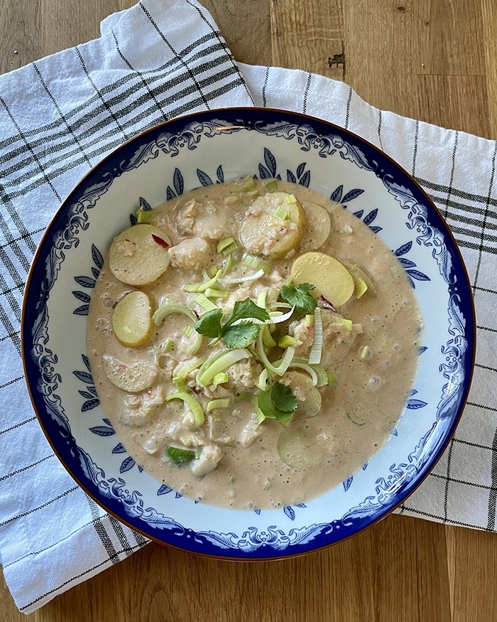 Torsksoppa med kokosmjölk och sambal oelek