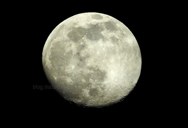 Nikon P900 Moon Photos Review 