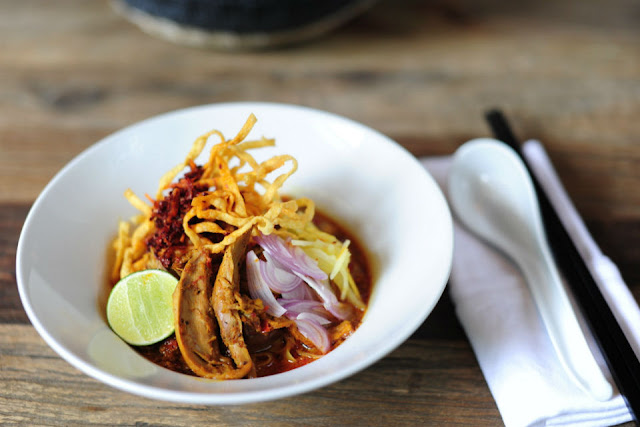 Khao Soi, Lào