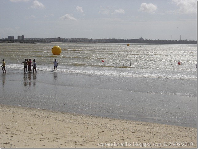 Praia de Camburi