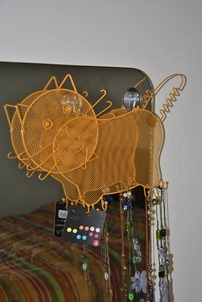 cat 017