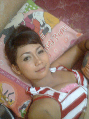 Pesona tante muda