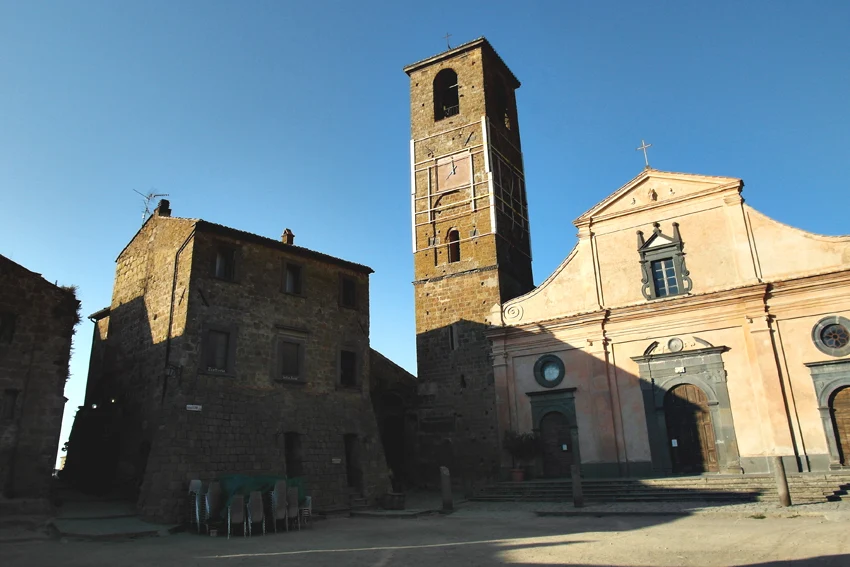 Civita di Bagnoregio, lacjum, la città che muore,umierające miasteczko, miasteczko na tufie