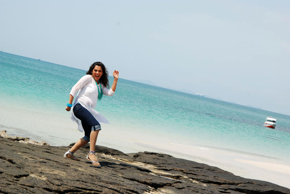 Sandhya Beach Pics