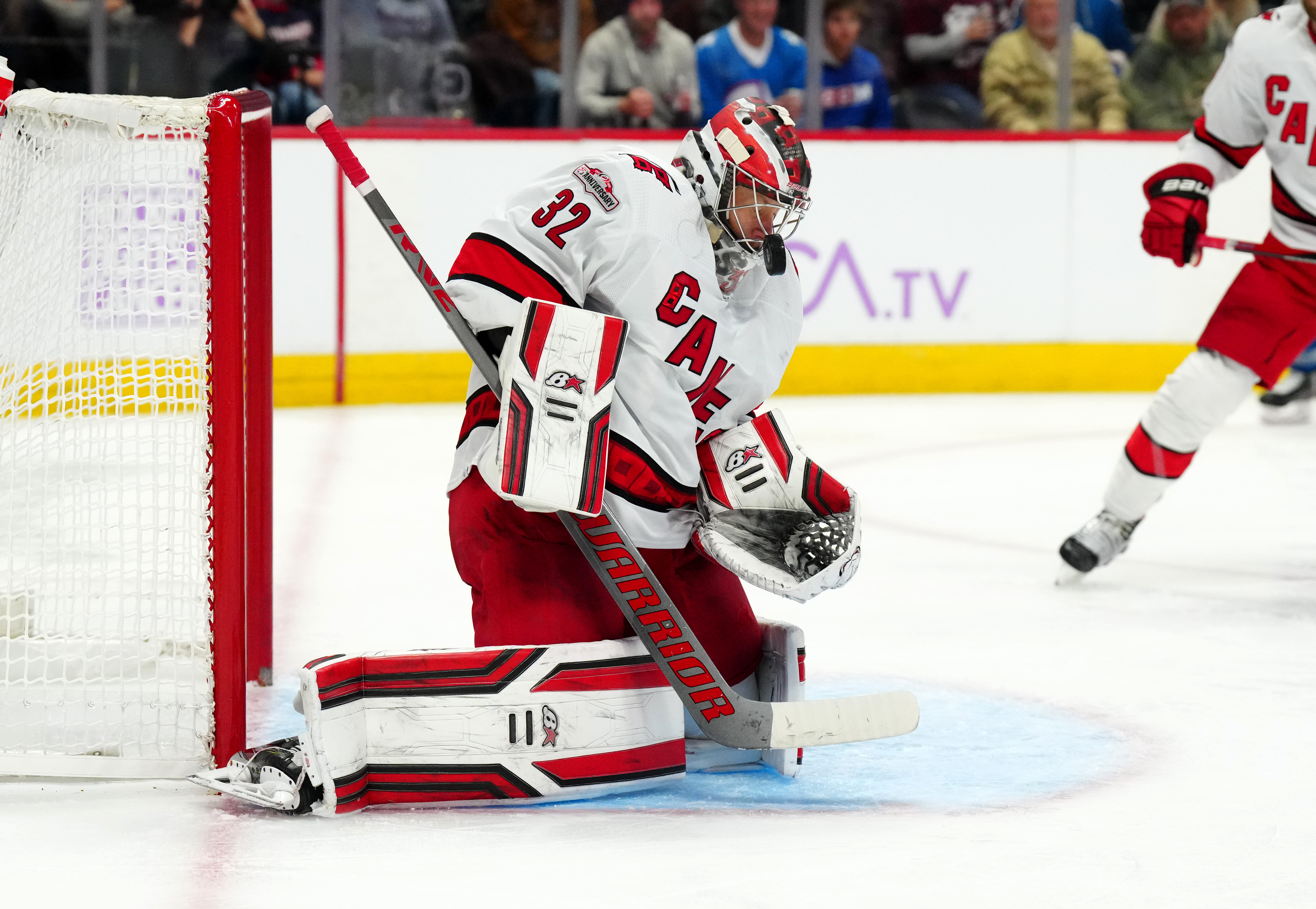 Hurricanes lineup news: G Antti Raanta to start over Frederik Andersen in  Game 2 vs. Islanders - DraftKings Network