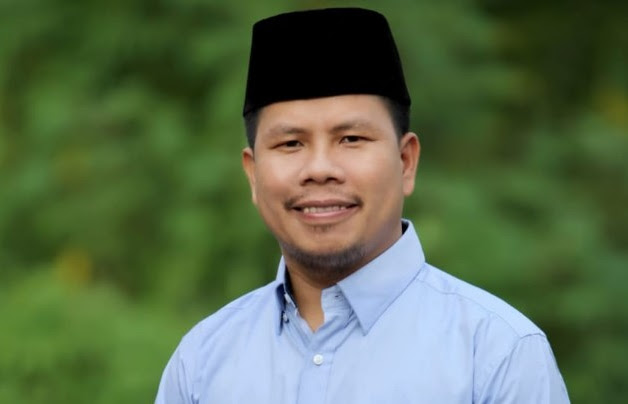 Satono-Hero: Pasangan Yang Siap Membawa Sambas Menuju Kemajuan Satono-Hero: Pasangan Yang Siap Membawa Sambas Menuju Kemajuan