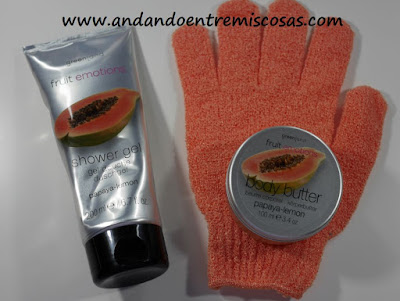 Set de gel de ducha con guante y manteca corporal de Papaya y Limón Greenland