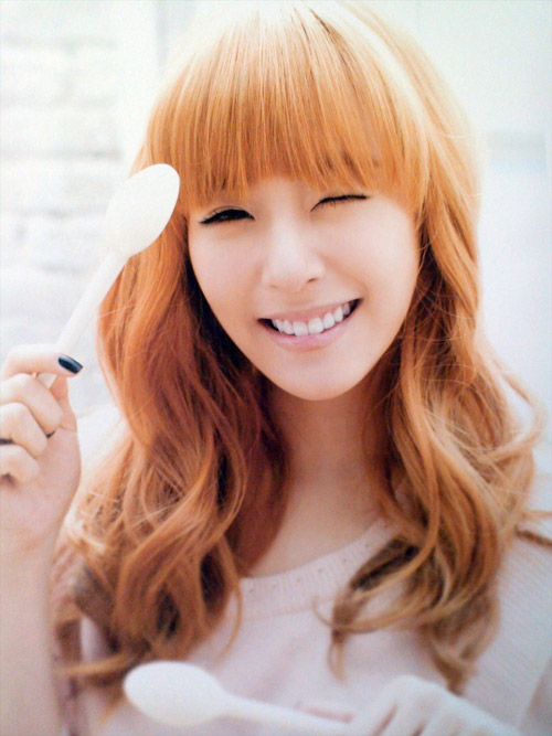 Trend fashion: tiffany snsd hair style (girl generation)