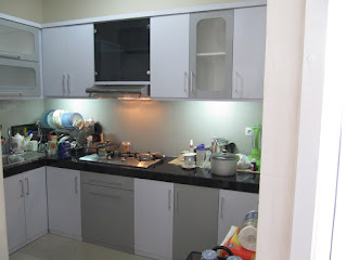 Kitchen Set Warna Putih Bersih + Furniture Semarang