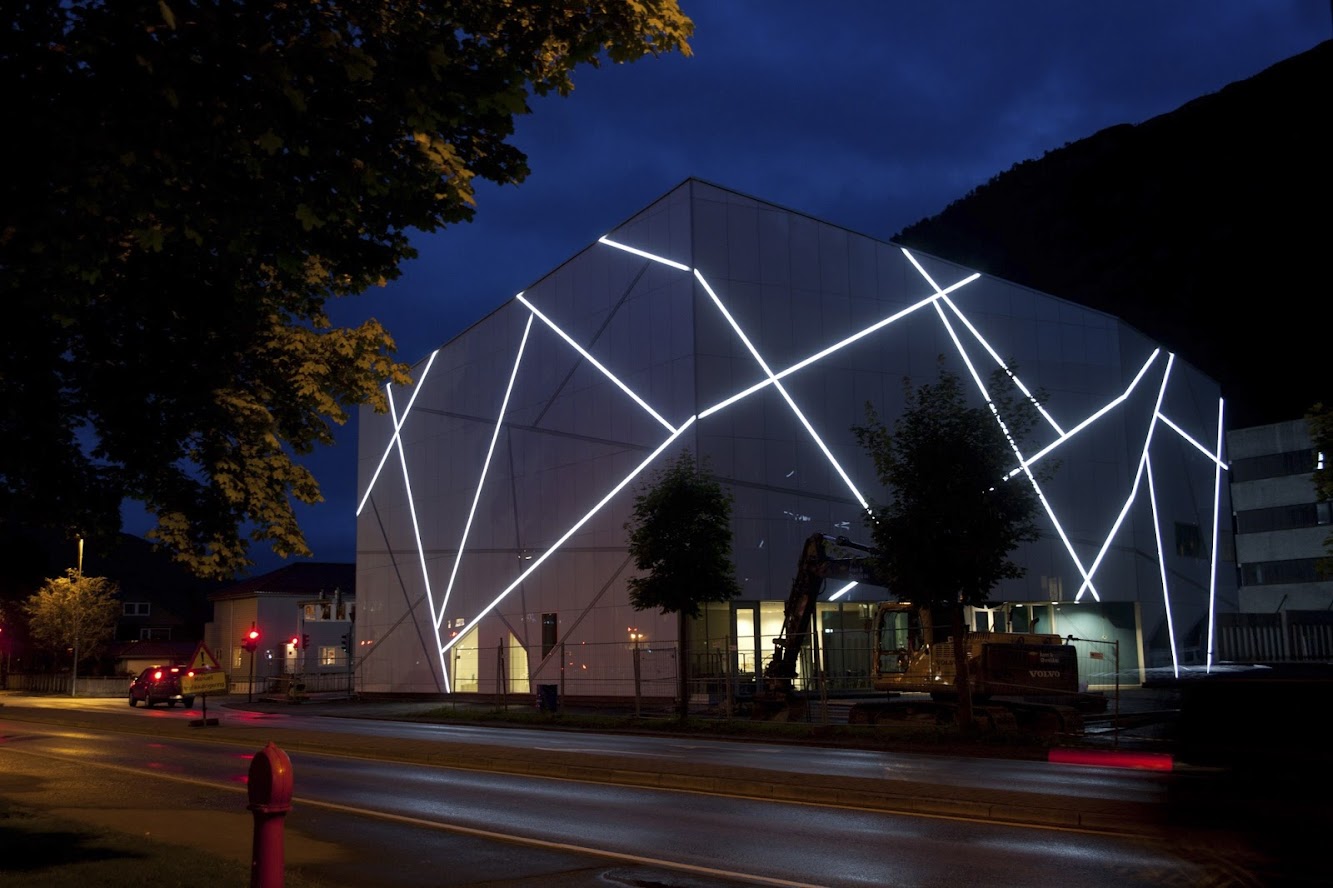 Langebruvegen 20, 6800 Førde, Norvegia: Sogn & Fjordane Art Museum by C.F. MØLler Architects