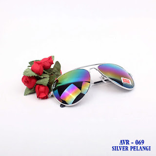 Kacamata Rayban aviator