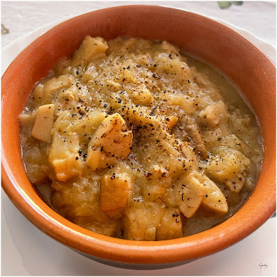 zuppa di cipolle e porcini