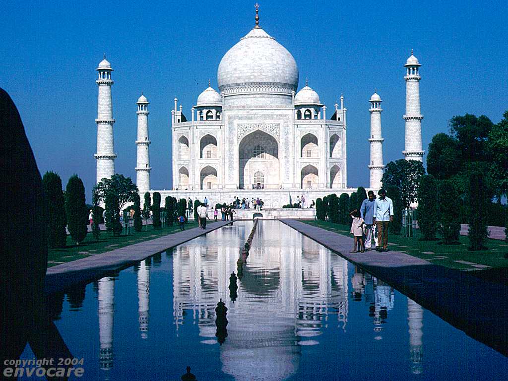 The Taj-Mahal, Agra Wallpaper