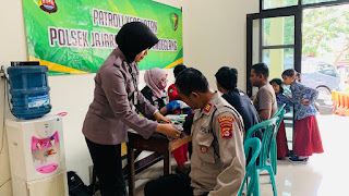 Gelar Patroli Kesehatan, Sidokkes Polres Pandeglang Cek Kesehatan Personel 