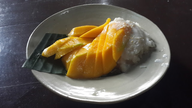 Mango Sticky Rice ala Ayam Cabe rawit