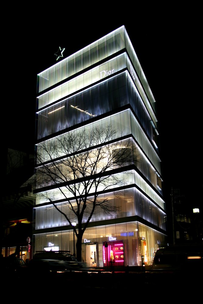 Dior Omotesando de SANAA  ▷ Blog Arquitectura y Diseño