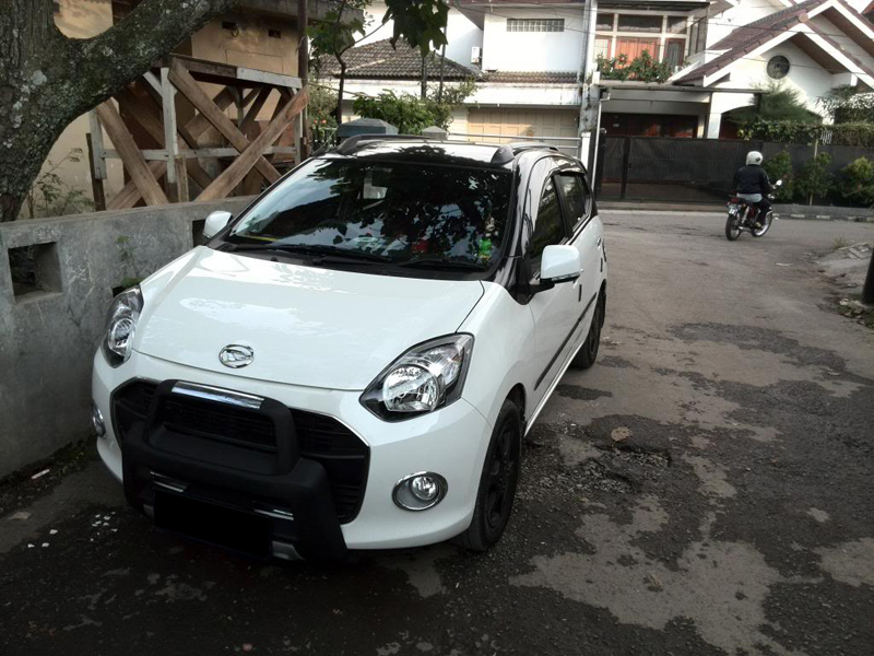 Kumpulan Foto Modifikasi Mobil Daihatsu Ayla Terbaru 