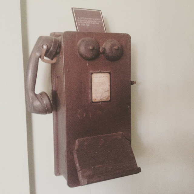 Old switch telephone at the Don Bernardino Jalandoni Ancestral House and Museum 