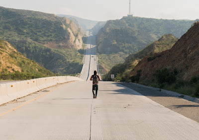 Fear the Walking Dead - Nick Clark (Frank Dillane) in Episode 8