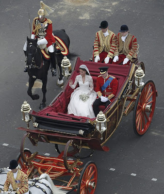 Foto Pernikahan  Kate Middleton dan Pangeran William 