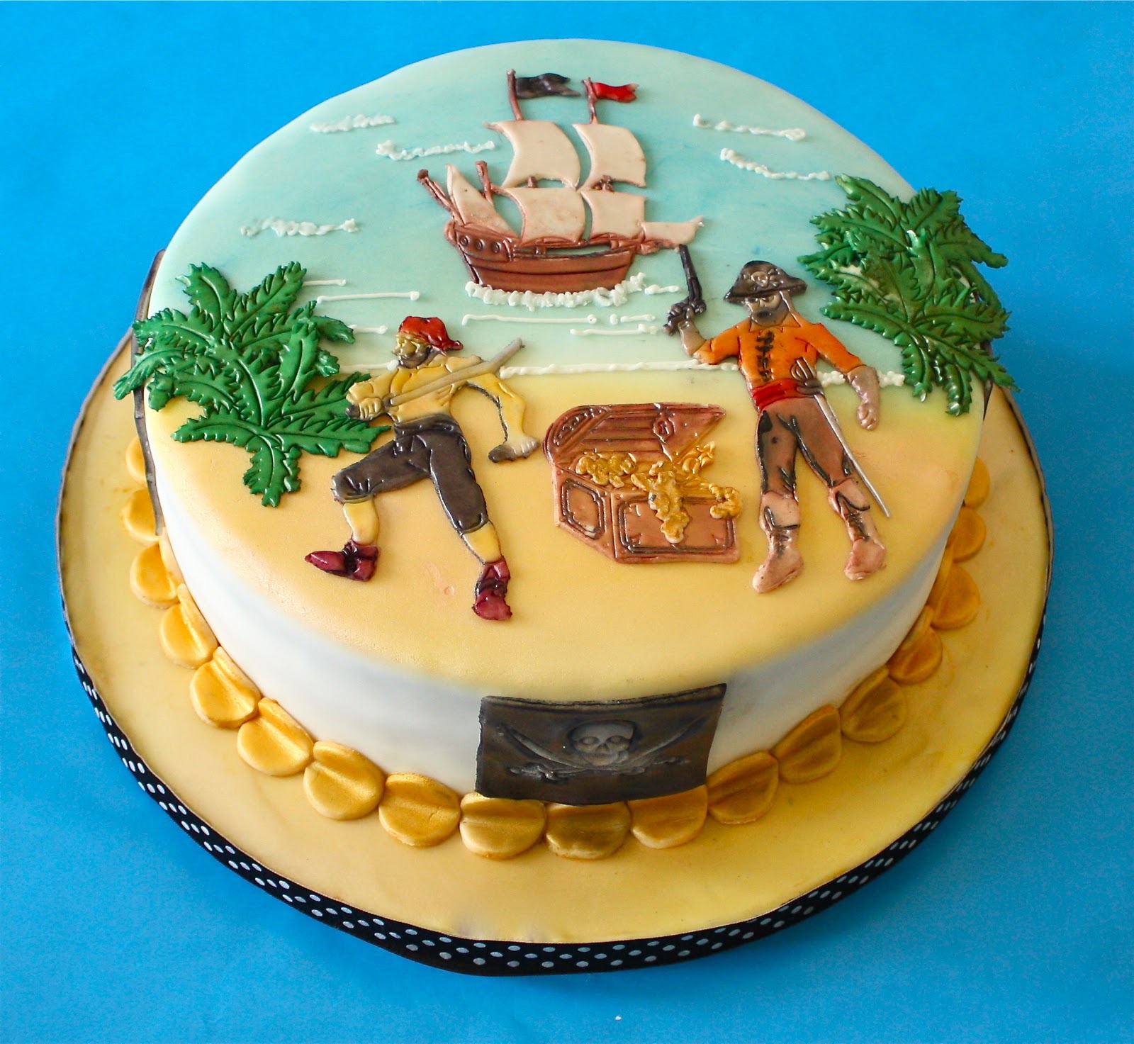 halloween cakes for kids party PIRATE CAKE
