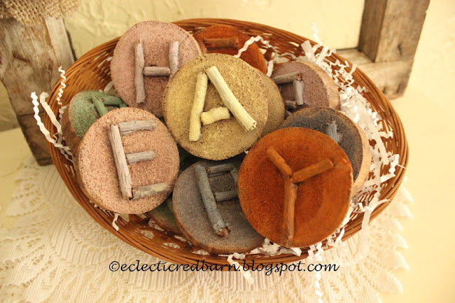 Eclectic Red Barn: Easter Wooden Letters