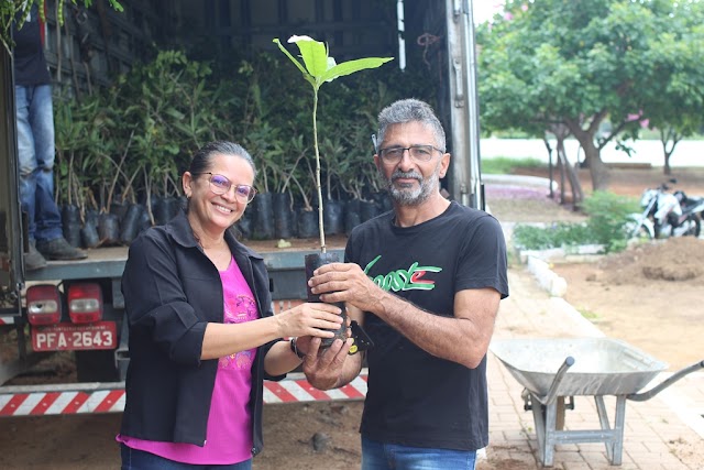 Laboratório de Ecologia e Botânica do CDSA doa mudas para reflorestamento em Santa Cruz do Capibaribe