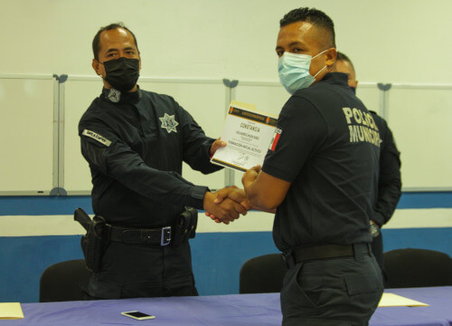 policias-egresador-playadelcarmen