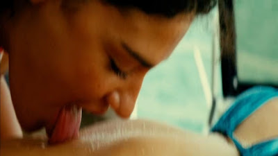 Jessica Szohr and Riley Steele, lesbian Kiss Piranha