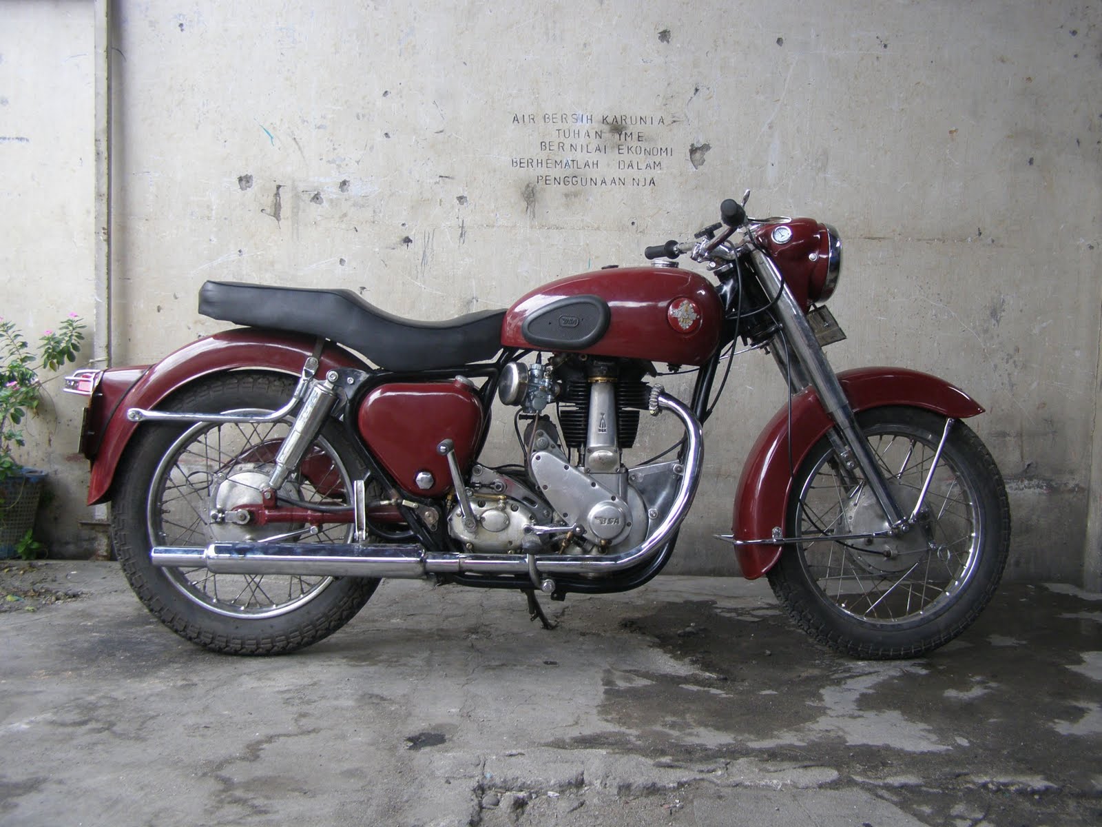  Motor  Klasik Sepeda  Ontel dan Barang Antik  Dijual  BSA 