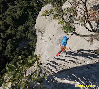 Escalada del Cueto del Valle en Liebana, desfiladero de la Hermida, Fernando Calvo