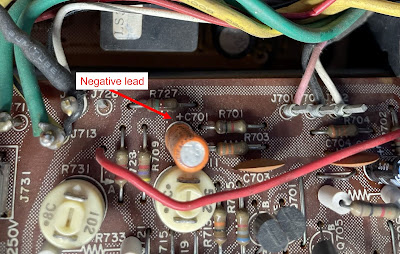 Marantz 2252B_C701_Polarity is backwards