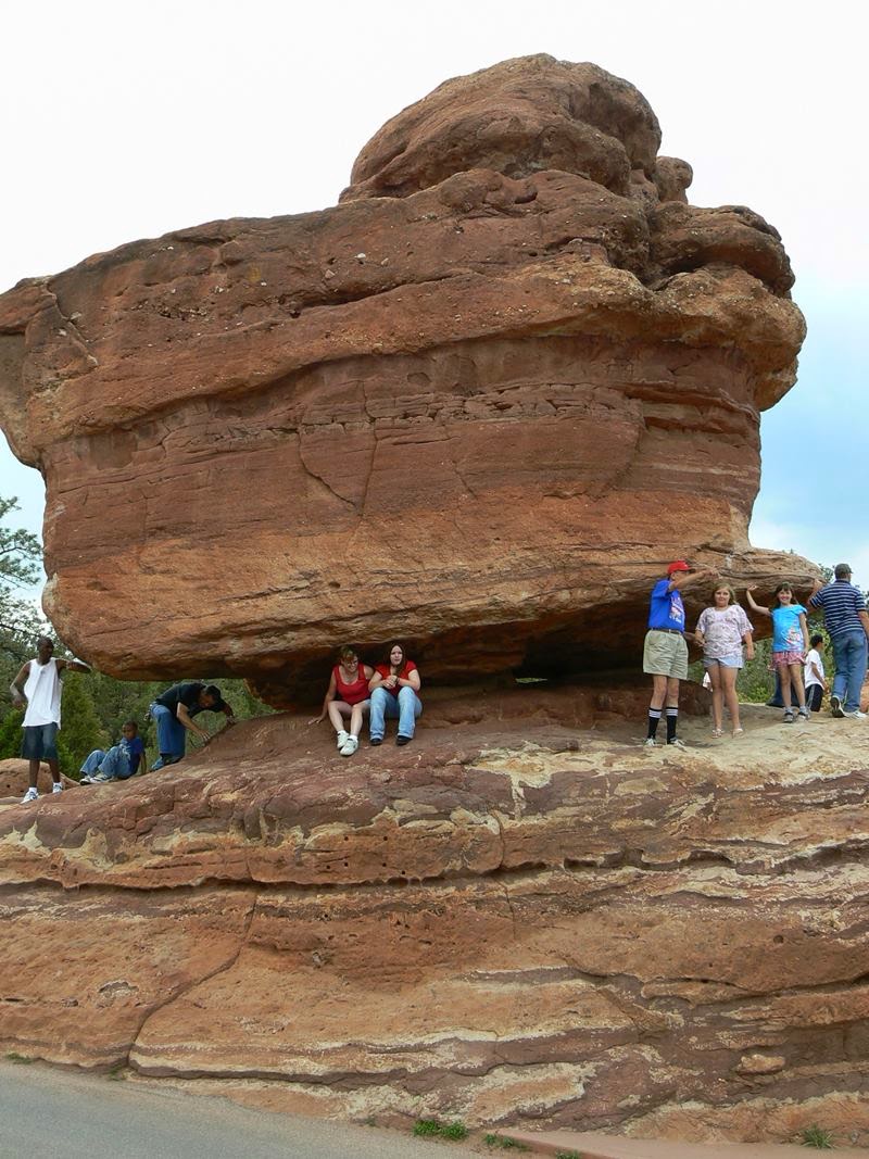 balancing rock garden of the gods, balanced rock colorado springs, balanced rock garden of the gods, rocks colorado springs, where is balancing rock, balanced rock colorado, balancing rock colorado, garden of the gods balanced rock, balancing rocks name, balanced rock, big rock colorado, natural balancing rocks, balance rock, god's rock, Balanced rock Colorado national monument