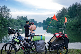 'Our friends thought we were crazy': Family completes 172km cycling adventure with 2-year-old in tow, posted on Thursday, 07 April 2022