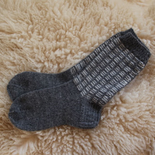 Grey wool socks for men