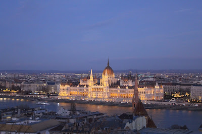 budapest parliament building