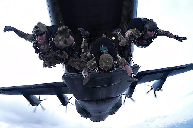 USAF Guardian Angel free fall jump