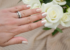 Swept Away imPRESS Accent Press-On Manicure from Broadway Nails‏