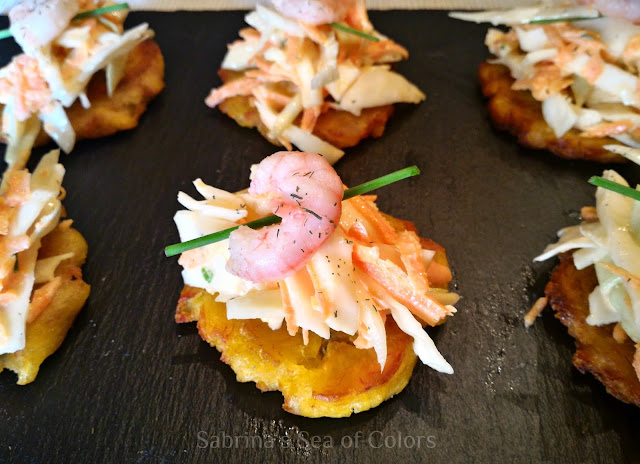 Tostones_con_coleslaw