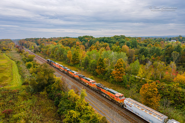 A going-away photograph of the five GECX locomotives on M368-29 at BeeBe Bridge Rd.