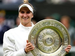 Marketa Vondrousova wins women's singles final at Wimbledon